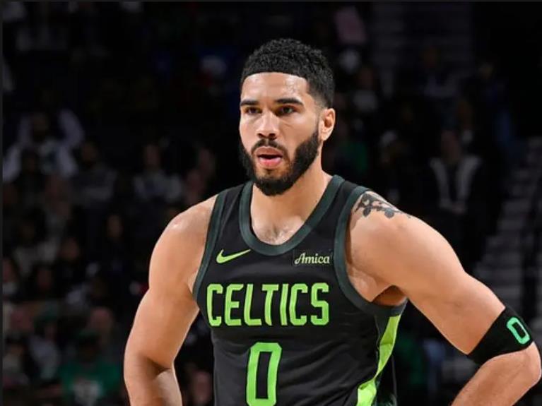  塔图姆遭遇三持续失利，西班牙队教练压力巨大！比赛高潮迭起-开云官网